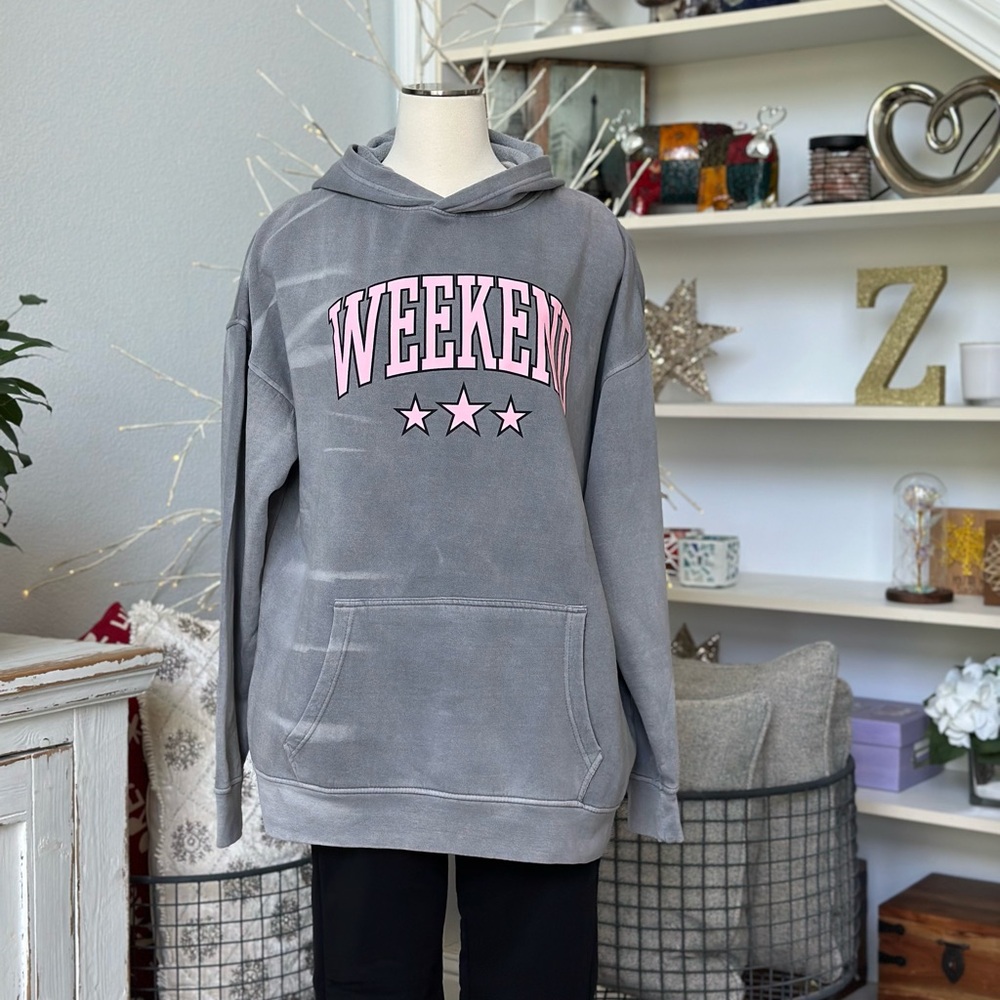 Sugar Flower “WEEKEND” pullover hoodie NWT